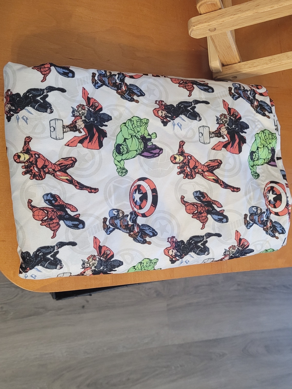 Marvel Superhero Flat Sheet NWOT